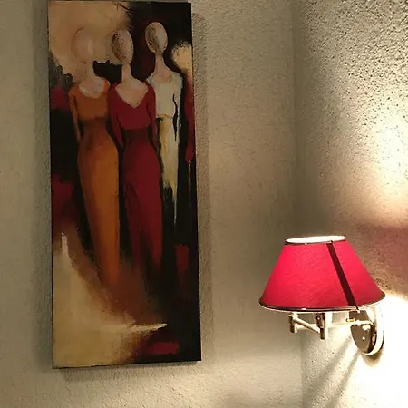 Apollonia فندق 2*
